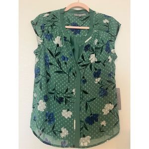 Danielle Rainn Floral Print Swiss Dot Cap Sleeve Blouse NEW